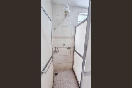 Casa à venda com 70m², 2 quartos e 1 vagaBanheiro 