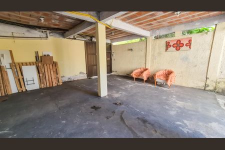 Casa à venda com 70m², 2 quartos e 1 vagaGaragem 