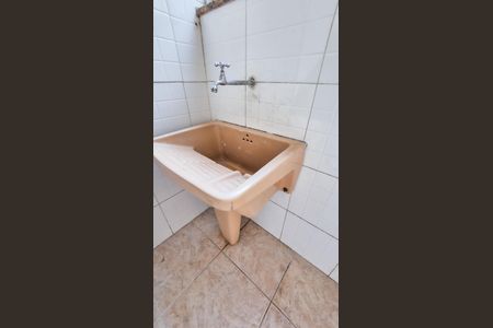 Casa à venda com 70m², 2 quartos e 1 vagaÁrea de Serviço