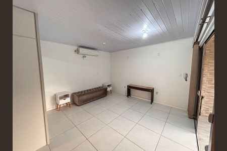 Casa para alugar com 55m², 1 quarto e 1 vagaSala/Quarto