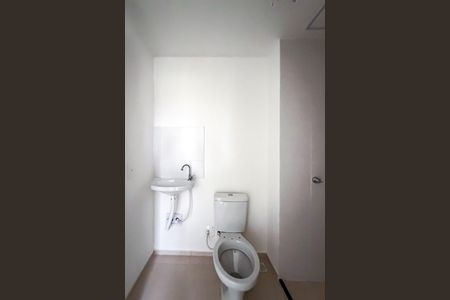 Apartamento à venda com 46m², 2 quartos e 1 vaga Apartamento à venda com 46m², 2 quartos e 1 vagaBanheiro