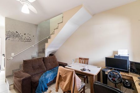 Sala de casa de condomínio para alugar com 2 quartos, 56m² em Vila Buenos Aires, São Paulo