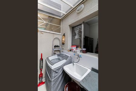 Casa de condomínio para alugar com 56m², 2 quartos e 1 vagaÁrea de Serviço