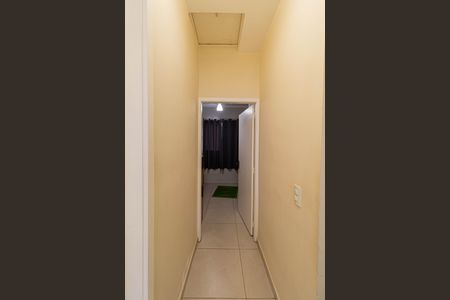 Casa de condomínio para alugar com 56m², 2 quartos e 1 vagaCorredor