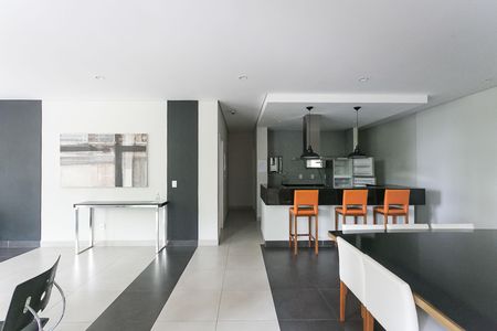 Apartamento à venda com 38m², 1 quarto e 1 vaga Apartamento à venda com 38m², 1 quarto e 1 vagaÁrea comum - Salão de festas