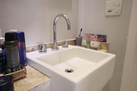 Apartamento à venda com 38m², 1 quarto e 1 vaga Apartamento à venda com 38m², 1 quarto e 1 vagaBanheiro
