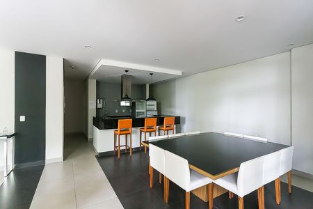 Apartamento à venda com 38m², 1 quarto e 1 vaga Apartamento à venda com 38m², 1 quarto e 1 vagaÁrea comum - Salão de festas