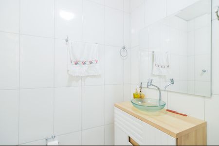 Casa para alugar com 208m², 2 quartos e 1 vagaBanheiro