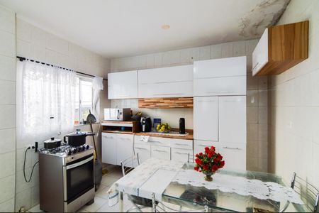 Casa para alugar com 208m², 2 quartos e 1 vagaCozinha