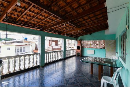 Casa para alugar com 208m², 2 quartos e 1 vagaVaranda