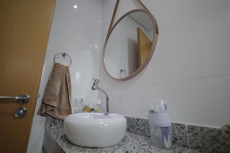Apartamento à venda com 72m², 3 quartos e 1 vaga Apartamento à venda com 72m², 3 quartos e 1 vagaBanheiro Quarto Suíte