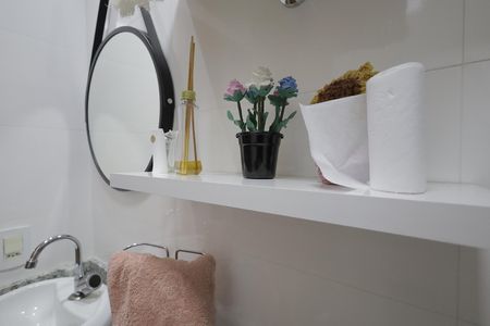 Apartamento à venda com 72m², 3 quartos e 1 vaga Apartamento à venda com 72m², 3 quartos e 1 vagaBanheiro 1