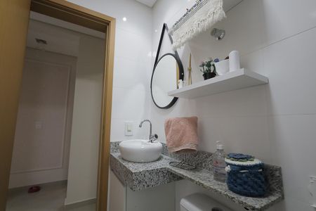Apartamento à venda com 72m², 3 quartos e 1 vaga Apartamento à venda com 72m², 3 quartos e 1 vagaBanheiro 1