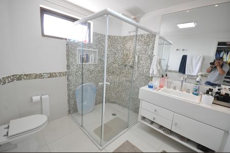 Apartamento à venda com 230m², 4 quartos e 4 vagasBanheiro da Suíte Master