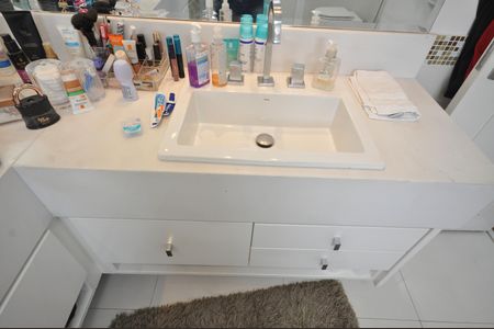 Apartamento à venda com 230m², 4 quartos e 4 vagasBanheiro da Suíte Master