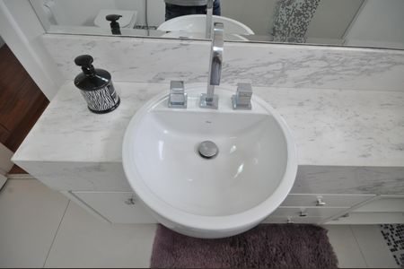 Apartamento à venda com 230m², 4 quartos e 4 vagasBanheiro da Closet da Suíte 2