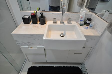 Apartamento à venda com 230m², 4 quartos e 4 vagasBanheiro da Sacada da Suíte 3