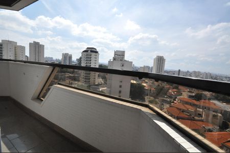 Apartamento à venda com 230m², 4 quartos e 4 vagasSacada da Suíte 2