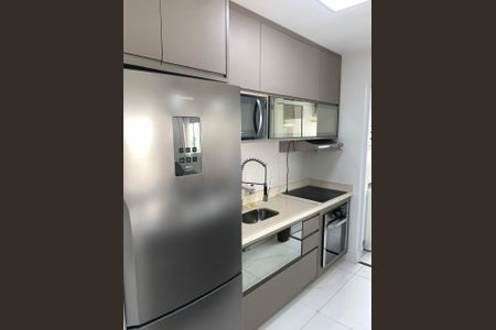 Cozinha de apartamento para alugar com 2 quartos, 75m² em Mooca, São Paulo