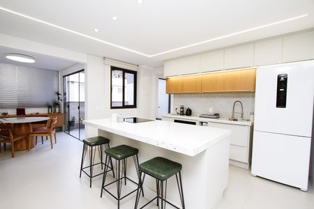 Apartamento à venda com 95m², 3 quartos e 2 vagasCozinha