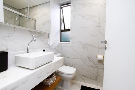 Apartamento à venda com 95m², 3 quartos e 2 vagasBanheiro da Suíte