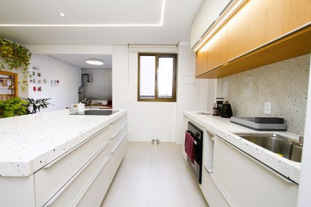 Apartamento à venda com 95m², 3 quartos e 2 vagasCozinha