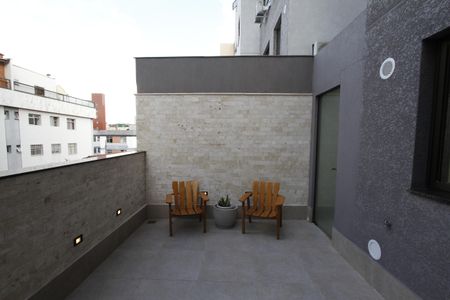 Apartamento à venda com 95m², 3 quartos e 2 vagasVaranda da Sala