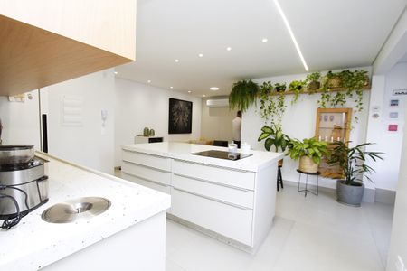 Apartamento à venda com 95m², 3 quartos e 2 vagasCozinha