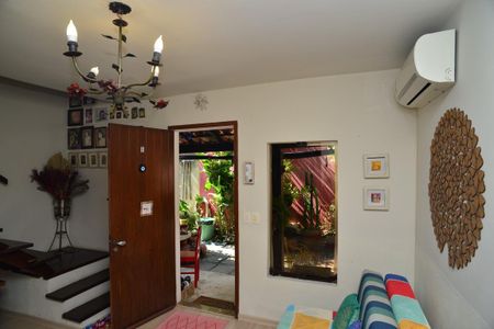 Sala de casa à venda com 1 quarto, 96m² em Itanhangá, Rio de Janeiro