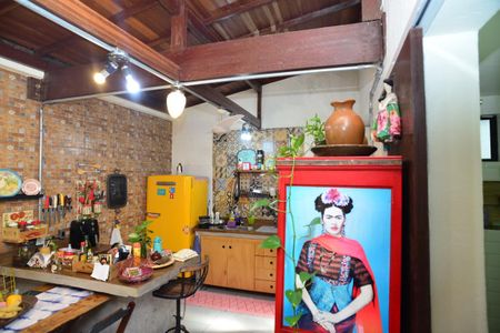 Casa à venda com 96m², 2 quartos e sem vaga Casa à venda com 96m², 2 quartos e sem vagaSala de TV