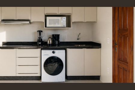 Área de Serviço de casa para alugar com 1 quarto, 26m² em Santa Monica, Florianópolis