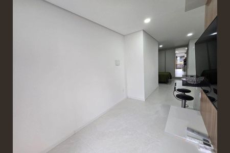 Sala de casa para alugar com 1 quarto, 33m² em Santa Monica, Florianópolis