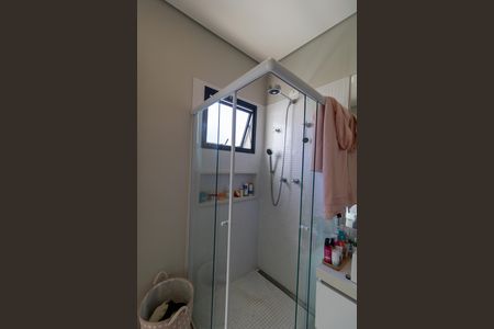 Casa de condomínio à venda com 280m², 4 quartos e 4 vagasBanheiro da Suite 01