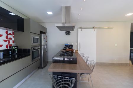 Casa de condomínio à venda com 280m², 4 quartos e 4 vagasCozinha