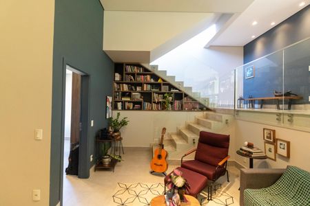 Casa de condomínio à venda com 280m², 4 quartos e 4 vagasSalas