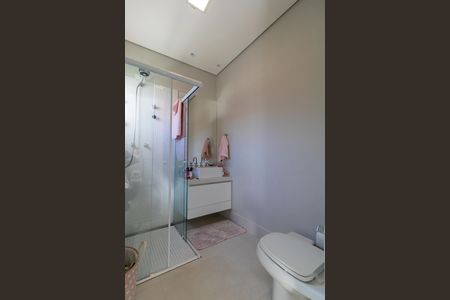 Casa de condomínio à venda com 280m², 4 quartos e 4 vagasBanheiro da Suite 01