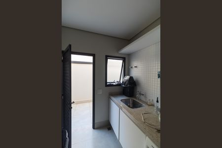 Casa de condomínio à venda com 280m², 4 quartos e 4 vagasÁrea de Serviço