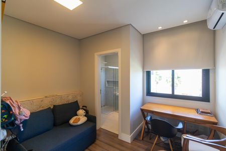 Casa de condomínio à venda com 280m², 4 quartos e 4 vagasSuite 02