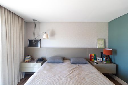 Casa de condomínio à venda com 280m², 4 quartos e 4 vagasSuite 03