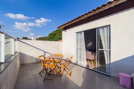 Casa à venda com 140m², 3 quartos e 2 vagas Casa à venda com 140m², 3 quartos e 2 vagasVaranda - Espaço Gourmet