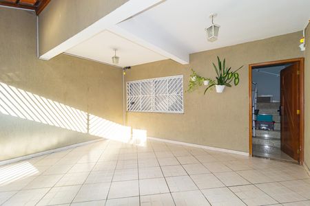 Casa à venda com 140m², 3 quartos e 2 vagas Casa à venda com 140m², 3 quartos e 2 vagasGaragem