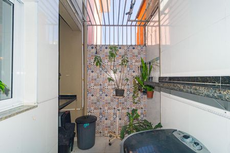 Casa à venda com 140m², 3 quartos e 2 vagas Casa à venda com 140m², 3 quartos e 2 vagasÁrea de Serviço