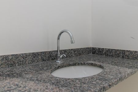 Casa de condomínio à venda com 88m², 2 quartos e 1 vaga Casa de condomínio à venda com 88m², 2 quartos e 1 vagaBanheiro