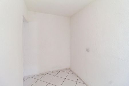 Quarto de casa para alugar com 1 quarto, 50m² em Jardim das Flores, Osasco
