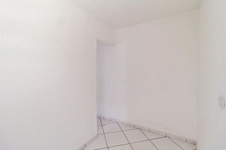 Quarto de casa para alugar com 1 quarto, 50m² em Jardim das Flores, Osasco