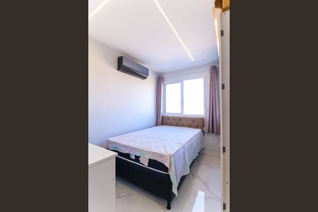 Apartamento à venda com 77m², 3 quartos e 2 vagasQuarto 2 