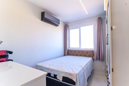 Apartamento à venda com 77m², 3 quartos e 2 vagasQuarto 2 