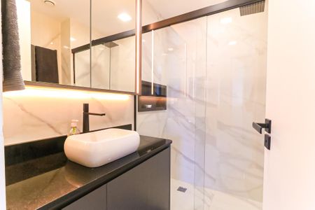 Apartamento à venda com 77m², 3 quartos e 2 vagasBanheiro Social