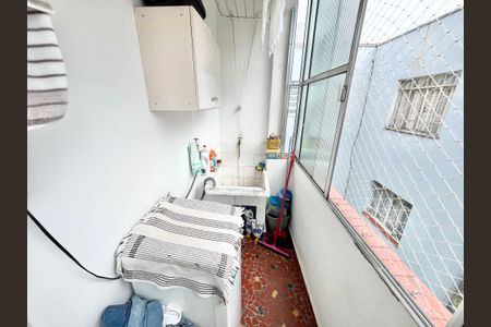 Apartamento à venda com 67m², 2 quartos e 1 vaga Apartamento à venda com 67m², 2 quartos e 1 vagaÁrea de Serviço