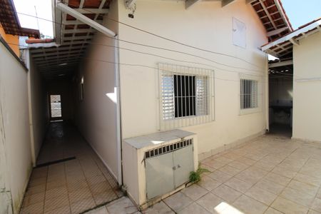 Casa para alugar com 113m², 3 quartos e 3 vagasQuintal
